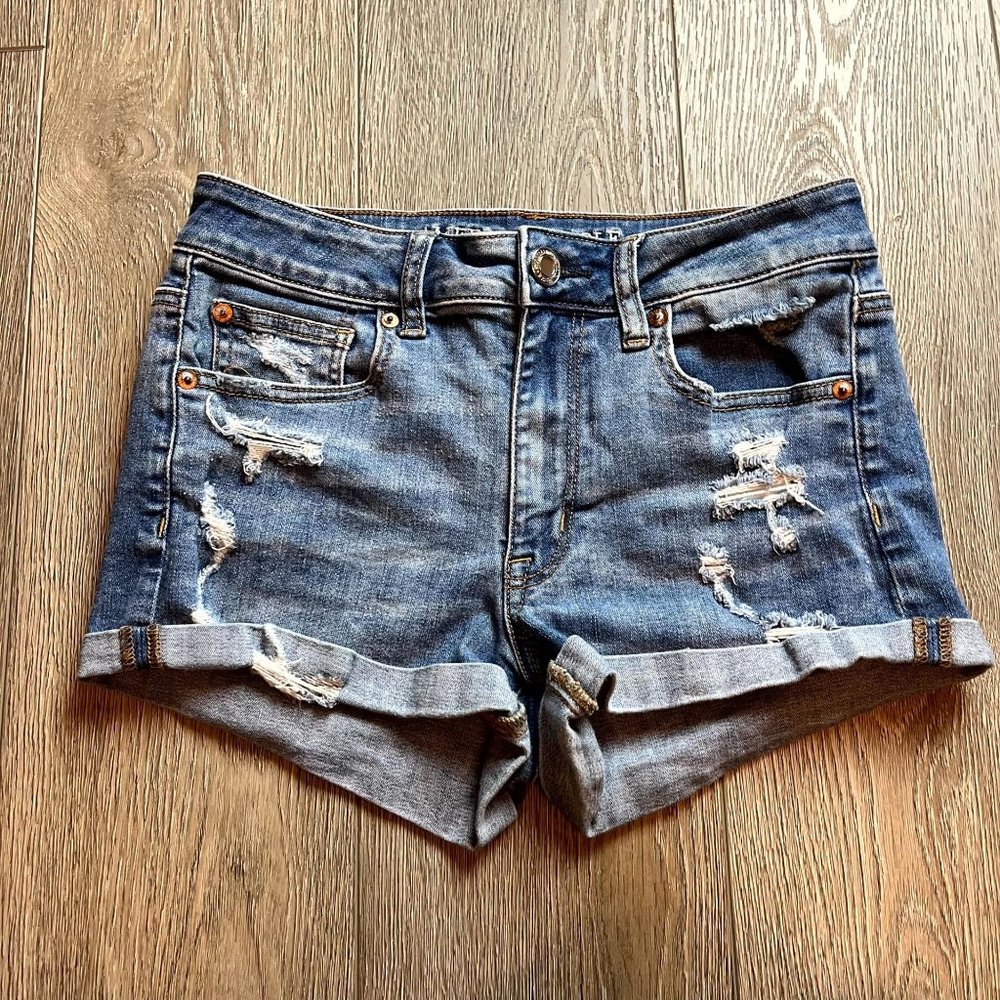 American Eagle Outfitters Super Stretch Hi-Riseā Shortie US 6 Distressed Jeans